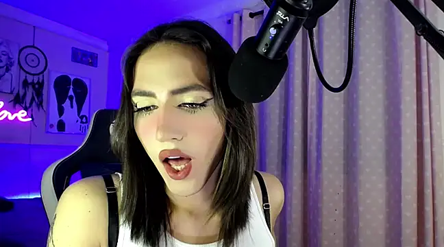 Snapshot of charlottesexxx chatting on 28, 1, 2025 charlottesexxx online show from 28, 1, 2025