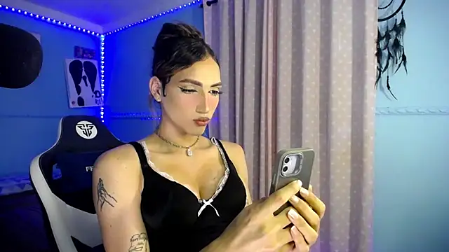 Snapshot of charlottesexxx chatting on 21, 3, 2026 charlottesexxx online show from 21, 3, 2026