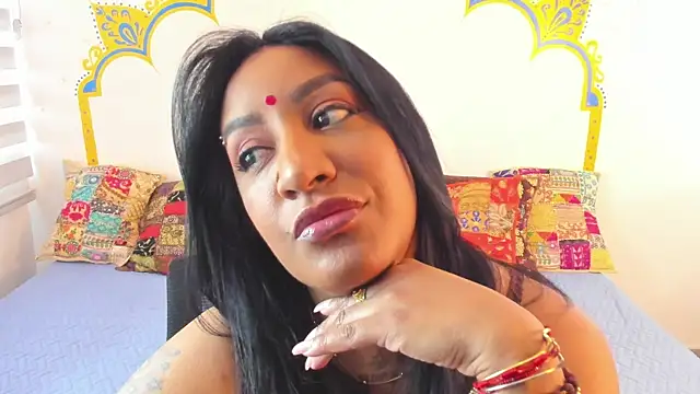 LadyNahir online show from 25, 10, 2025