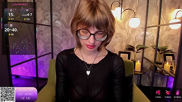 Snapshot of RubySoft chatting on 7, 5, 2026 RubySoft online show from 7, 5, 2026
