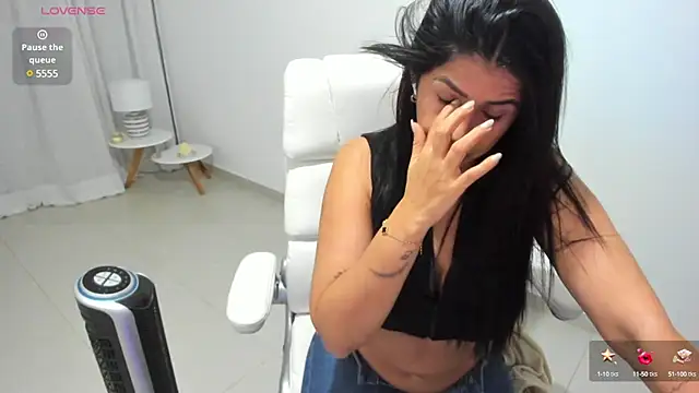 renata t  online show from 11, 3, 2025