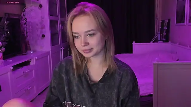 MaryDreaminess online show from 19, 1, 2025