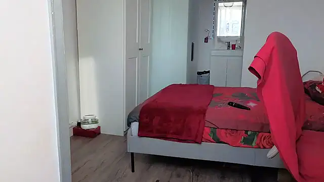 HotSpicyGujju online show from 2, 12, 2025