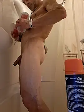 Snapshot of ThickDMatty@xh chatting on 2, 11, 2025 ThickDMattyxh online show from 2, 11, 2025