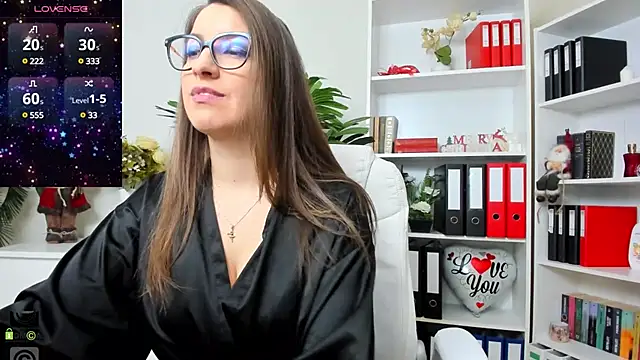 Snapshot of amayawest chatting on 6, 1, 2025 amayawest online show from 6, 1, 2025