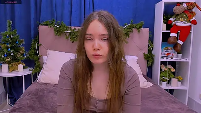 Snapshot of Janie_JJ_Curvie chatting on 21, 12, 2025 Janie JJ Curvie online show from 21, 12, 2025