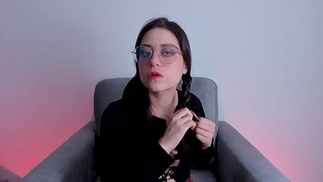 HazelKush online show from 15, 12, 2025