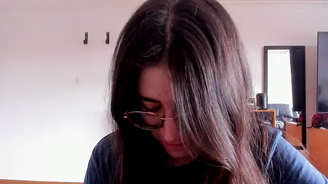 HazelKush online show from 15, 1, 2026