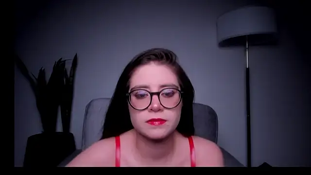 HazelKush online show from 12, 5, 2026