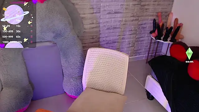 Snapshot of TinnaCobb chatting on 18, 5, 2026 TinnaCobb online show from 18, 5, 2026