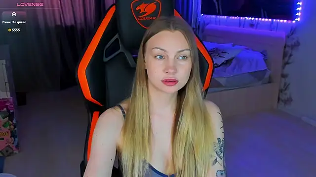 BiMolly online show from 28, 7, 2026