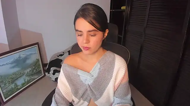 Snapshot of mia_collins_x chatting on 8, 9, 2025 mia collins x online show from 8, 9, 2025