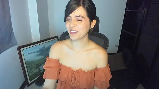 Snapshot of mia_collins_x chatting on 12, 9, 2025 mia collins x online show from 12, 9, 2025