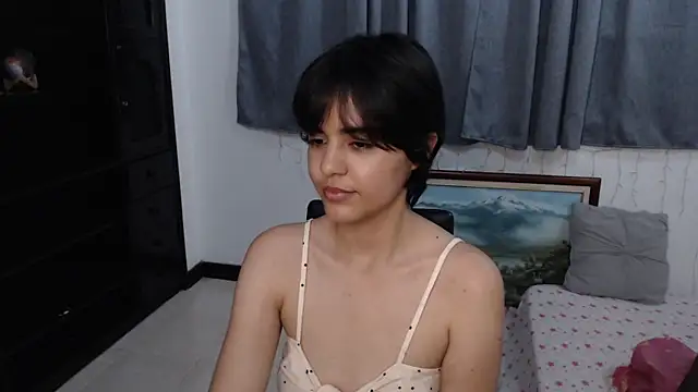 Snapshot of mia_collins_x chatting on 12, 5, 2026 mia collins x online show from 12, 5, 2026