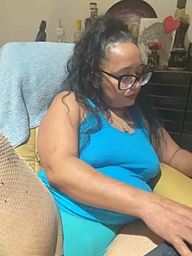 PichyPrettyPussy online show from 4, 11, 2025