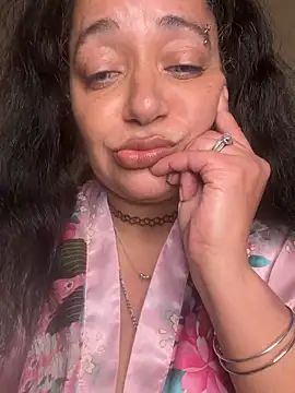 PichyPrettyPussy online show from 19, 12, 2025