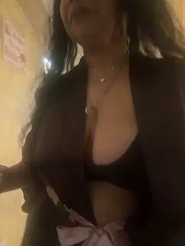 PichyPrettyPussy online show from 7, 2, 2026