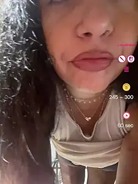 Snapshot of PichyPrettyPussy chatting on 7, 5, 2026 PichyPrettyPussy online show from 7, 5, 2026
