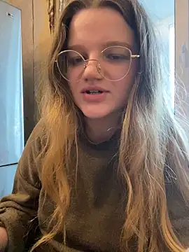 Snapshot of -MimmiLissa- chatting on 11, 5, 2026 -MimmiLissa- online show from 11, 5, 2026