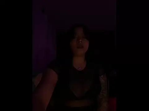 Naiara sex online show from 6, 11, 2025