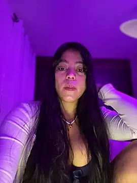 Naiara sex online show from 25, 11, 2025