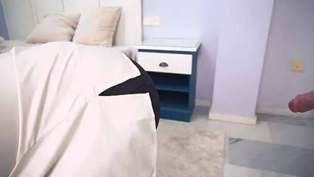 Snapshot of new_dee chatting on 2, 4, 2026 new dee online show from 2, 4, 2026