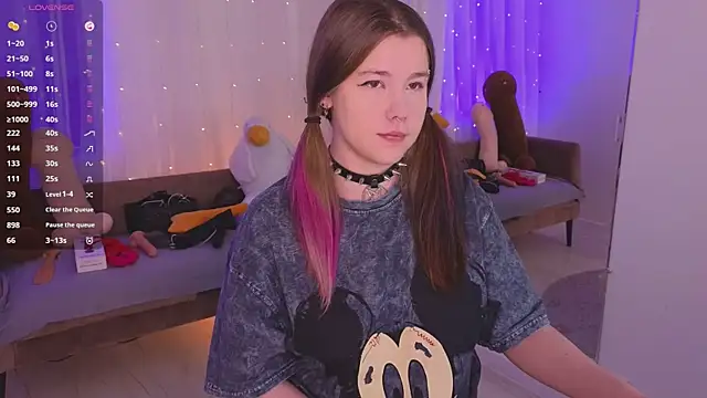 Mira Falls online show from 21, 3, 2026