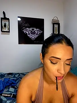 Shantal Lovee online show from 24, 10, 2025