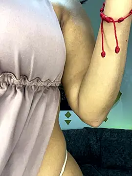 Shantal Lovee online show from 9, 1, 2026