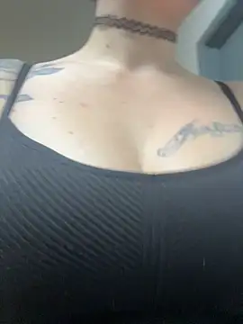 Babii Nova online show from 28, 4, 2026