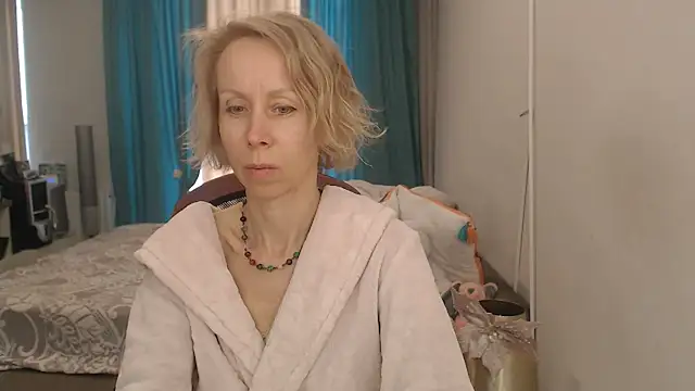 Snapshot of LuxuryNika chatting on 28, 5, 2026 LuxuryNika online show from 28, 5, 2026