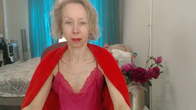 Snapshot of LuxuryNika chatting on 1, 6, 2026 LuxuryNika online show from 1, 6, 2026