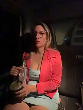 Snapshot of Gatitacarlita chatting on 25, 11, 2025 Gatitacarlita online show from 25, 11, 2025