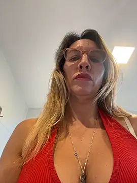 Snapshot of Gatitacarlita chatting on 3, 3, 2026 Gatitacarlita online show from 3, 3, 2026