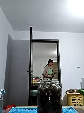 IsabelleCraft online show from 11, 9, 2025