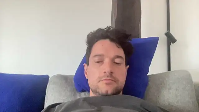 Snapshot of Jayjay1999x chatting on 12, 3, 2025 Jayjay1999x online show from 12, 3, 2025