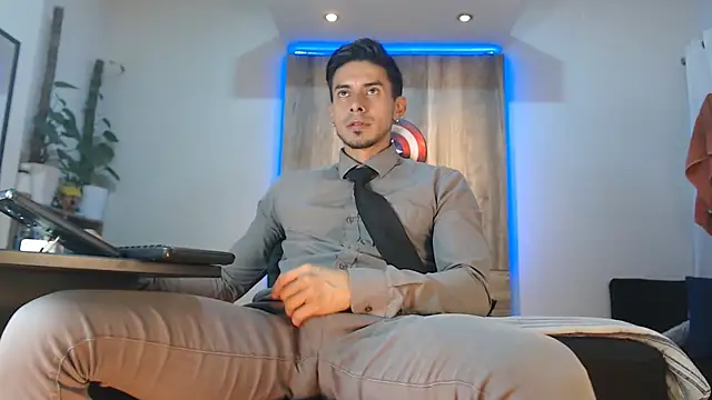 Andrew 4  online show from 10, 3, 2026