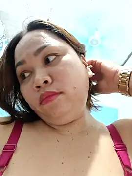 XXLorie 02 online show from 29, 11, 2025