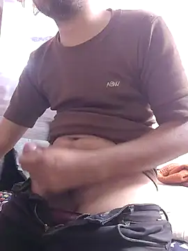 Snapshot of HotBoyOm chatting on 8, 2, 2025 HotBoyOm online show from 8, 2, 2025