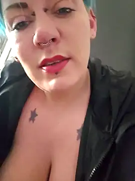 PinkTheHawk online show from 22, 3, 2026