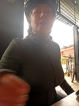 emma tour online show from 3, 10, 2025