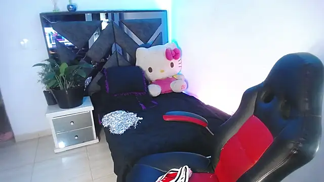 Salo hot04 online show from 14, 2, 2025