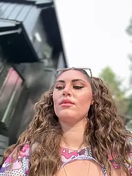 lovely beast online show from 24, 2, 2026