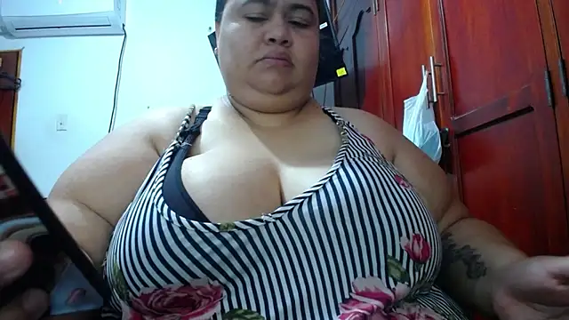 Snapshot of hotlesby4uxxx chatting on 23, 4, 2026 hotlesby4uxxx online show from 23, 4, 2026