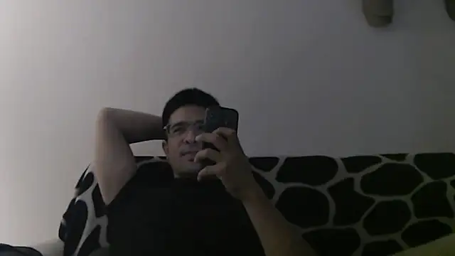 Snapshot of SebastianReiss chatting on 7, 11, 2025 SebastianReiss online show from 7, 11, 2025