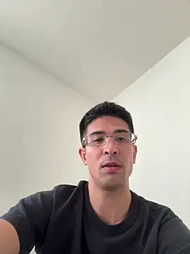 Snapshot of SebastianReiss chatting on 18, 4, 2026 SebastianReiss online show from 18, 4, 2026