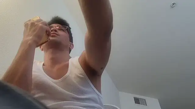 Snapshot of SebastianReiss chatting on 20, 5, 2026 SebastianReiss online show from 20, 5, 2026