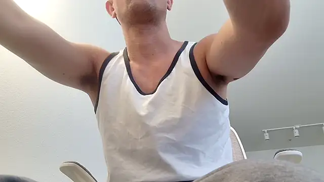 Snapshot of SebastianReiss chatting on 25, 5, 2026 SebastianReiss online show from 25, 5, 2026