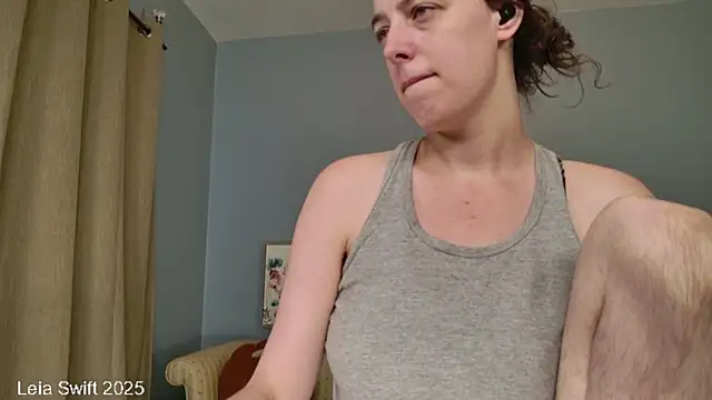 LeiaSwift online show from 5, 10, 2025