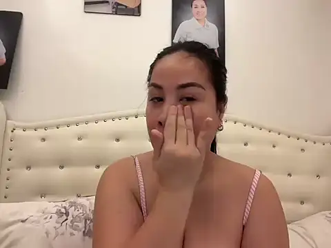 Tightwetholesxx online show from 11, 3, 2026